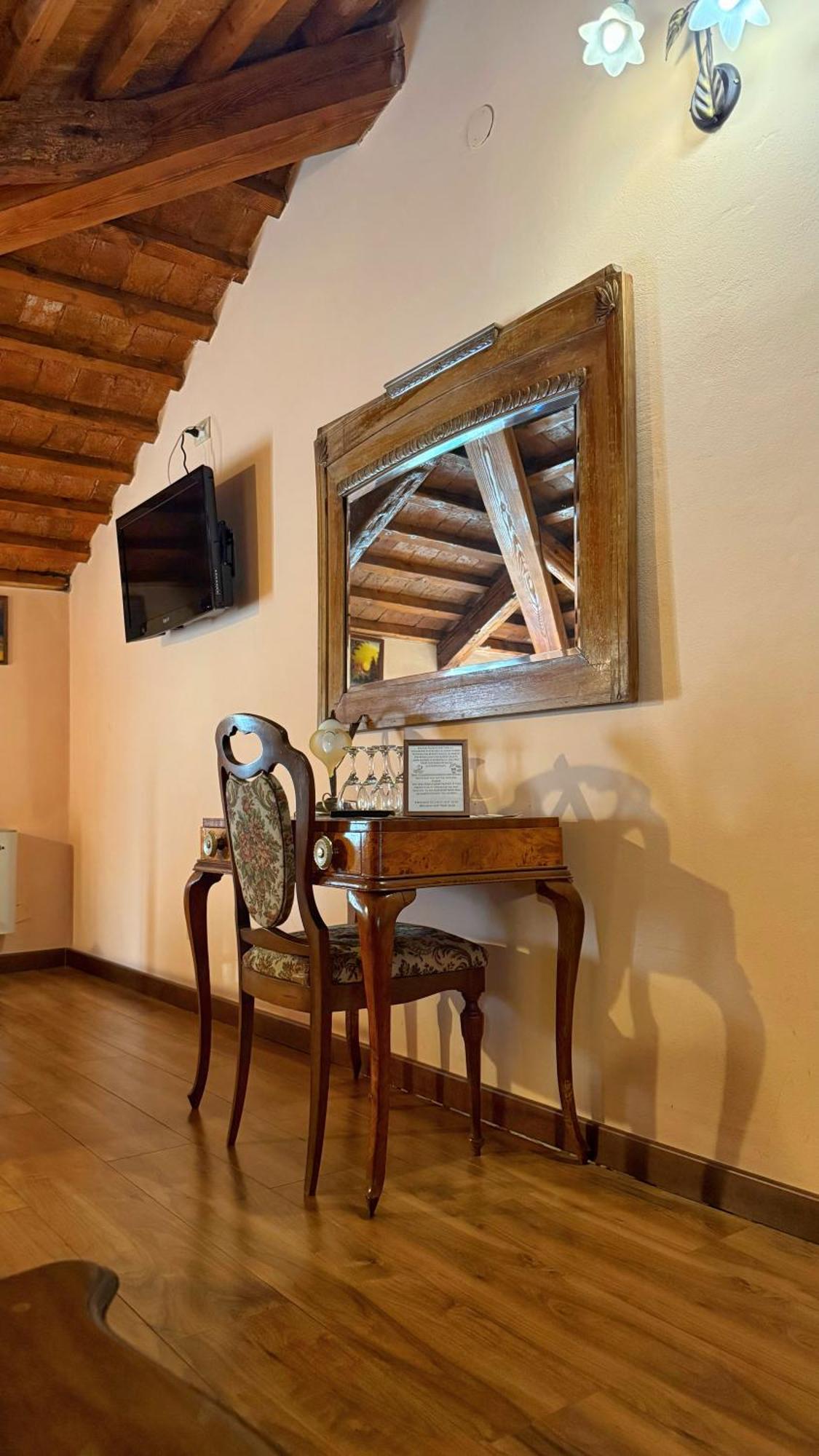 La Busa Camere E Trattoria Ponte San Nicolò Exteriör bild